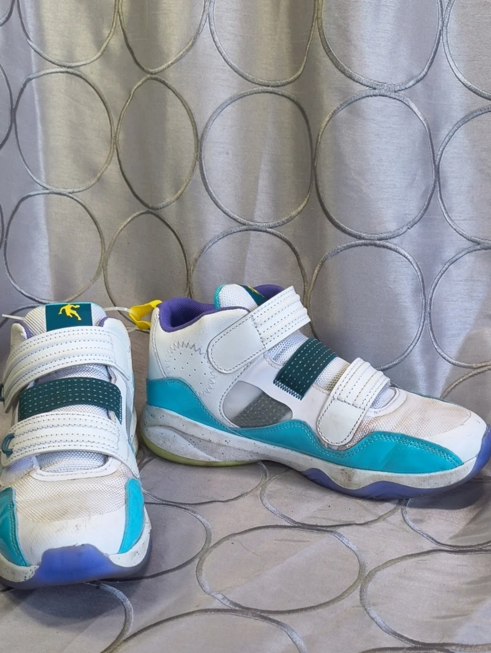 And1 Kids White Sneakers with Teal and Purple Accents AB